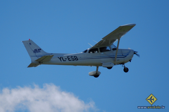 Cessna 172S Skyhawk SP