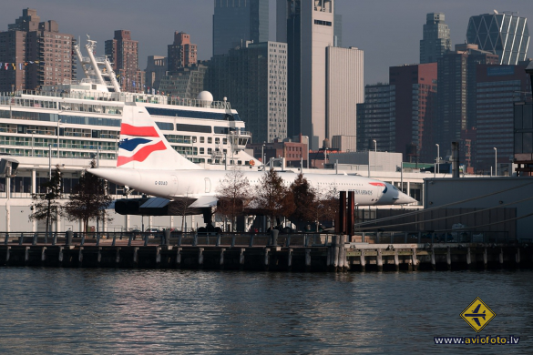 Aerospatiale-BAC Concorde 102
