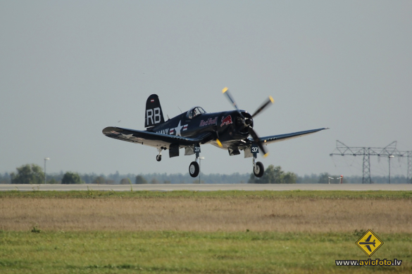 Vought F4U-4 Corsair