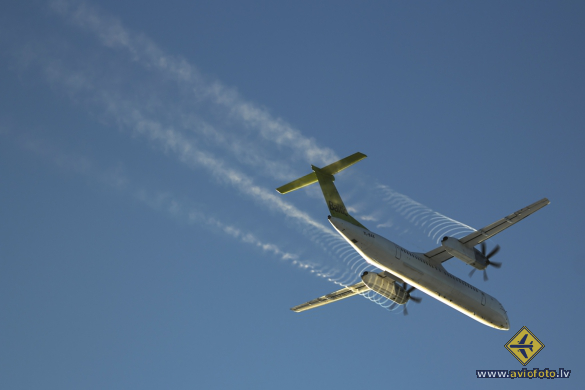 Bombardier DHC-8-402 Q400