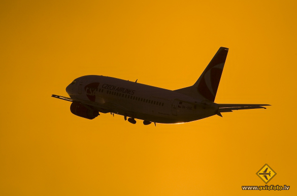 Boeing 737-55S