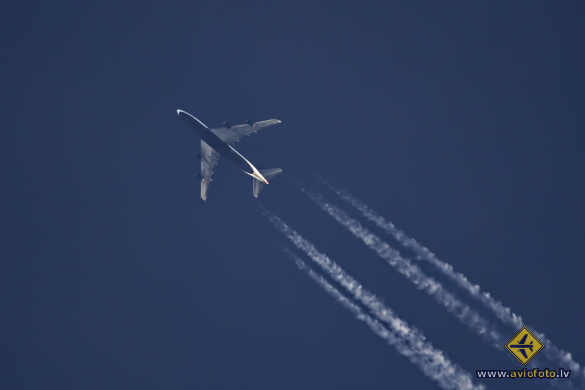 Boeing 747-436