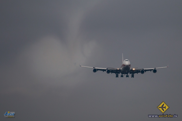 Boeing 747-4HQF/ER