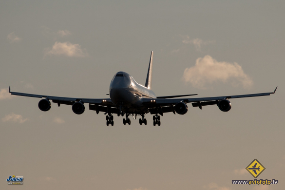 Boeing 747-47UF/SCD