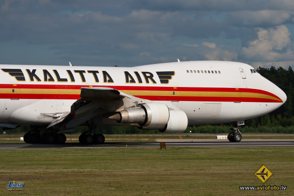 Boeing 747-222B(SF)