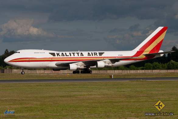 Boeing 747-222B(SF)