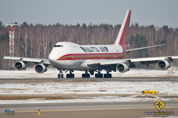 Boeing 747-222B(SF)