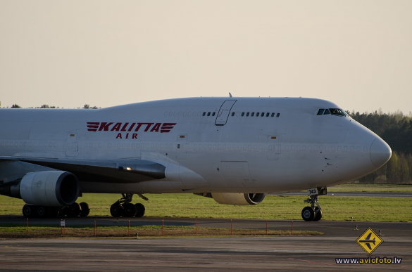Boeing 747-446(BCF)