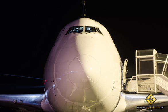 Boeing 747-47UF/SCD