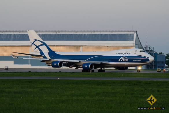 Boeing 747-46NF/ER/SCD