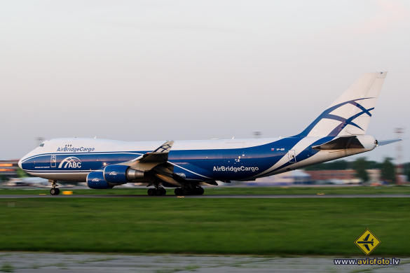 Boeing 747-46NF/ER/SCD
