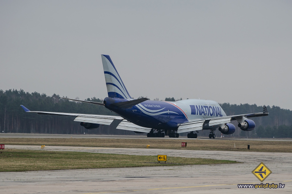 Boeing 747-428M(BCF)