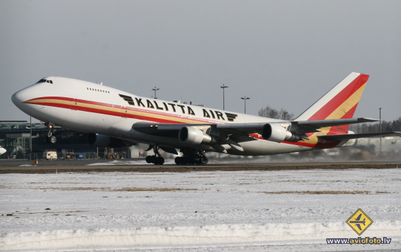 Boeing 747-222B(SF)