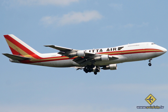 Boeing 747-222B(SF)