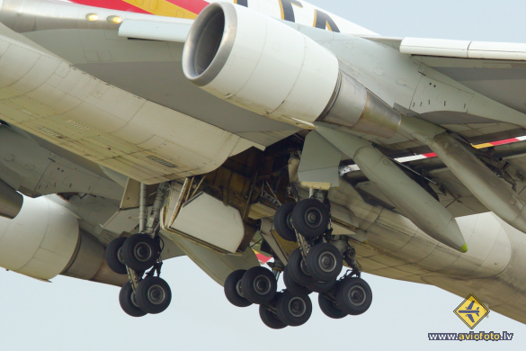 Boeing 747-4H6M(BCF)