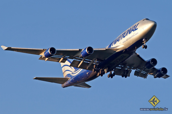 Boeing 747-428M(BCF)