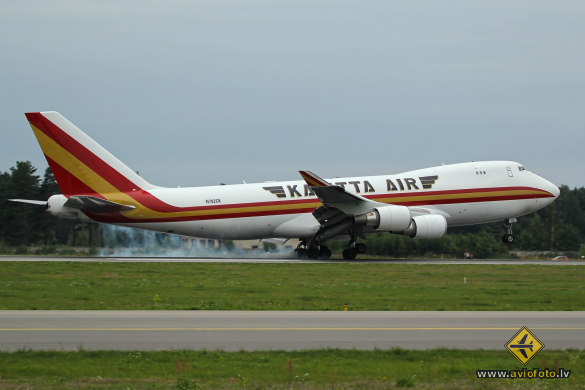 Boeing 747-4HQF/ER