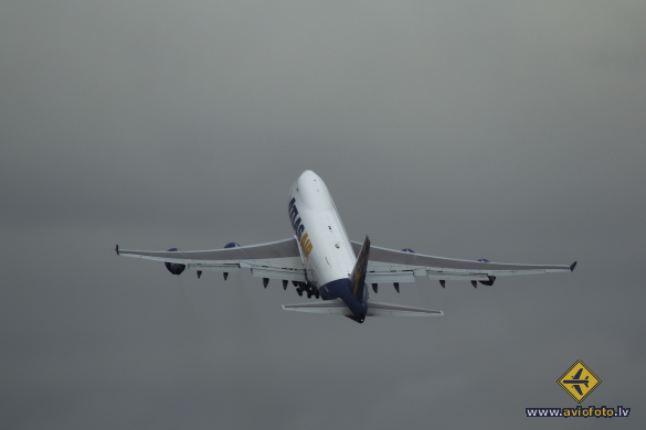 Boeing 747-47UF/SCD