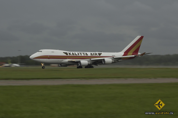 Boeing 747-4HQF/ER