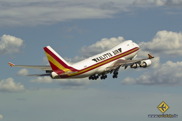 Boeing 747-4HQF/ER