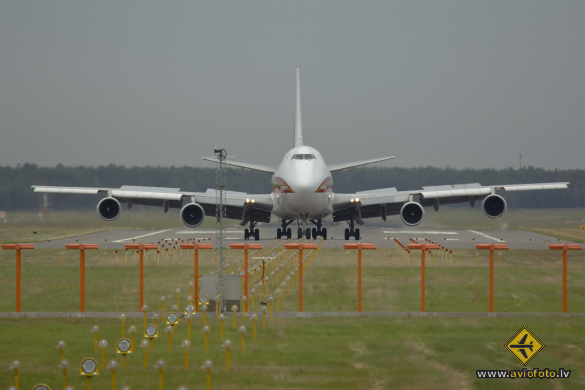 Boeing 747-222B(SF)