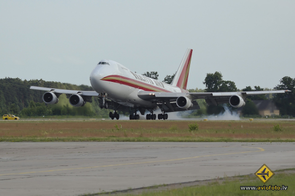 Boeing 747-222B(SF)