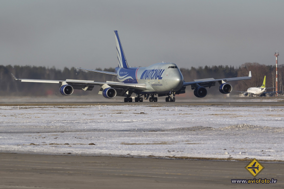 Boeing 747-428M(BCF)