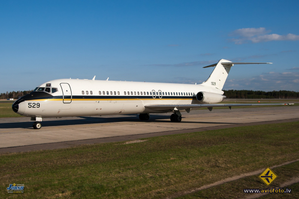 McDonnell Douglas C-9B Skytrain II (DC-9-32CF)