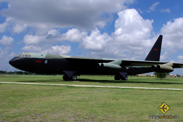 Boeing B-52D Stratofortress