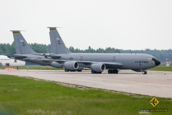 Boeing KC-135T Stratotanker (717-148)
