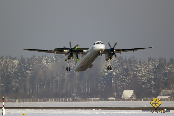 Bombardier DHC-8-402 Q400