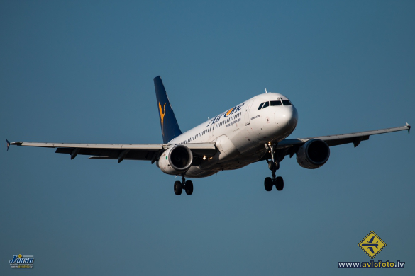 Airbus A320-216