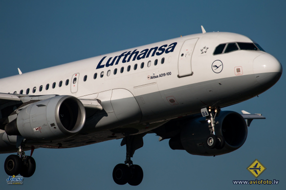 Airbus A319-114