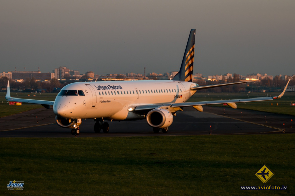 Embraer 195LR (ERJ-190-200LR)