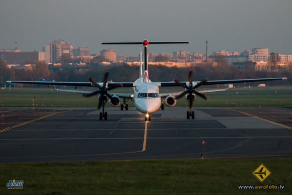 Bombardier DHC-8-402 Q400