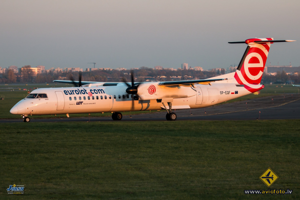 Bombardier DHC-8-402 Q400