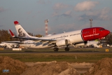 Boeing 737-8JP