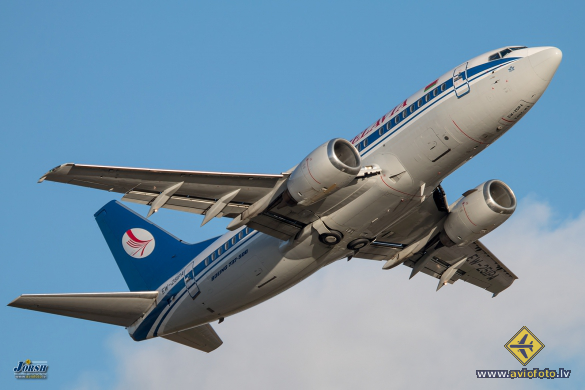Boeing 737-5Q8