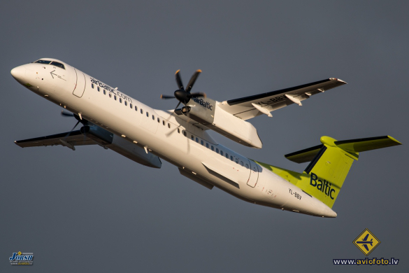 Bombardier DHC-8-402 Q400