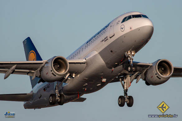 Airbus A319-114