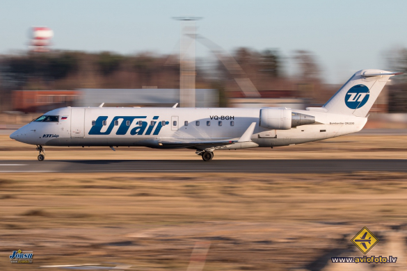Bombardier CRJ-200LR (CL-600-2B19)