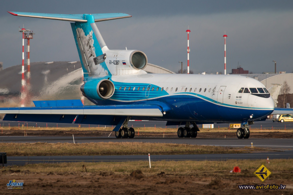 Yakovlev Yak-42D