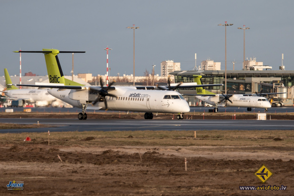 Bombardier DHC-8-402 Q400