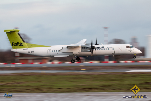 Bombardier DHC-8-402 Q400