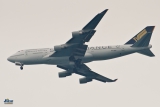 Boeing 747-412