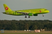 Airbus A320-214