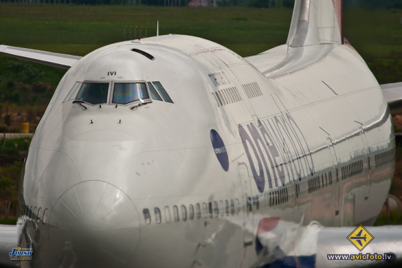 Boeing 747-436