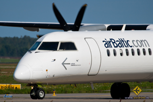 Bombardier DHC-8-402 Q400