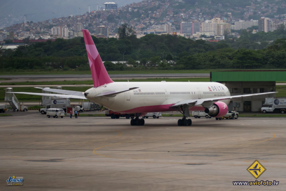 Boeing 767-432/ER