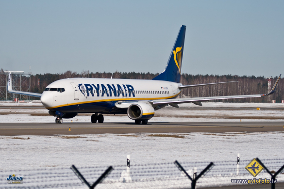 Boeing 737-8AS